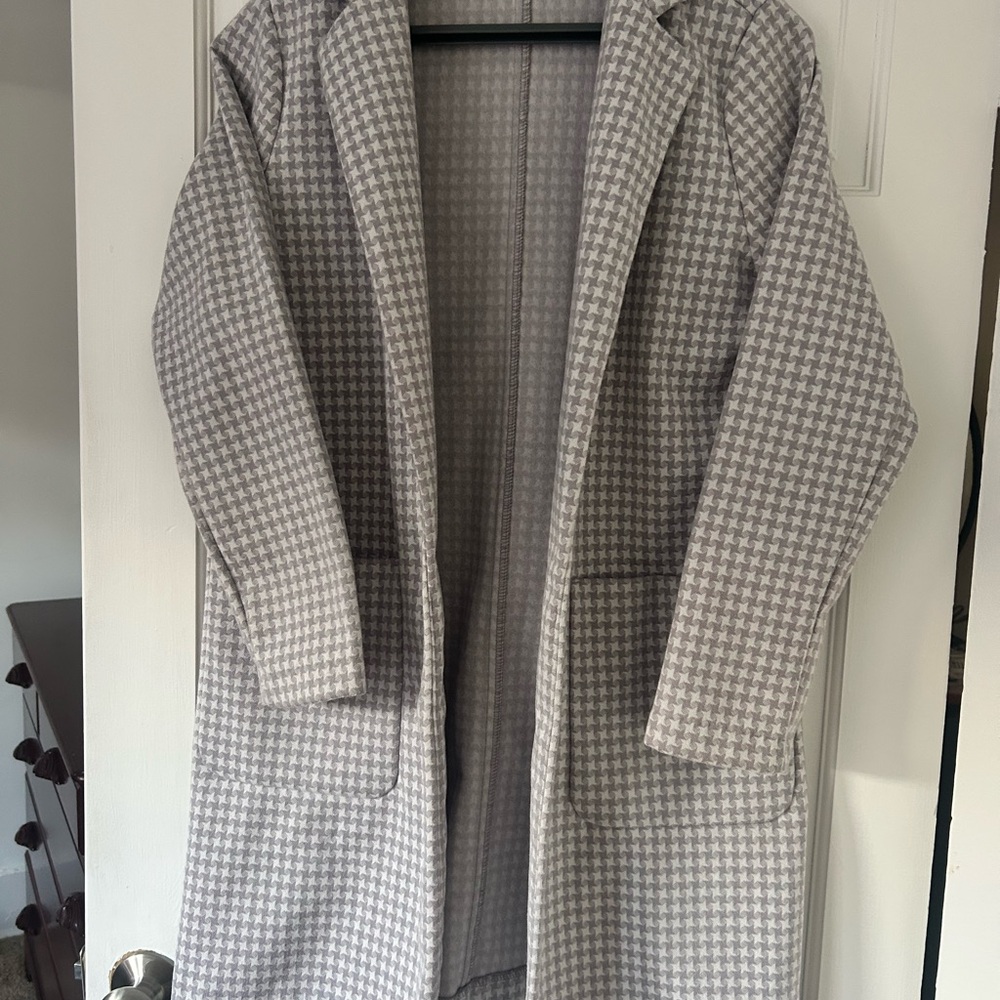 Shinestar Gray Houndstooth Trench Coat